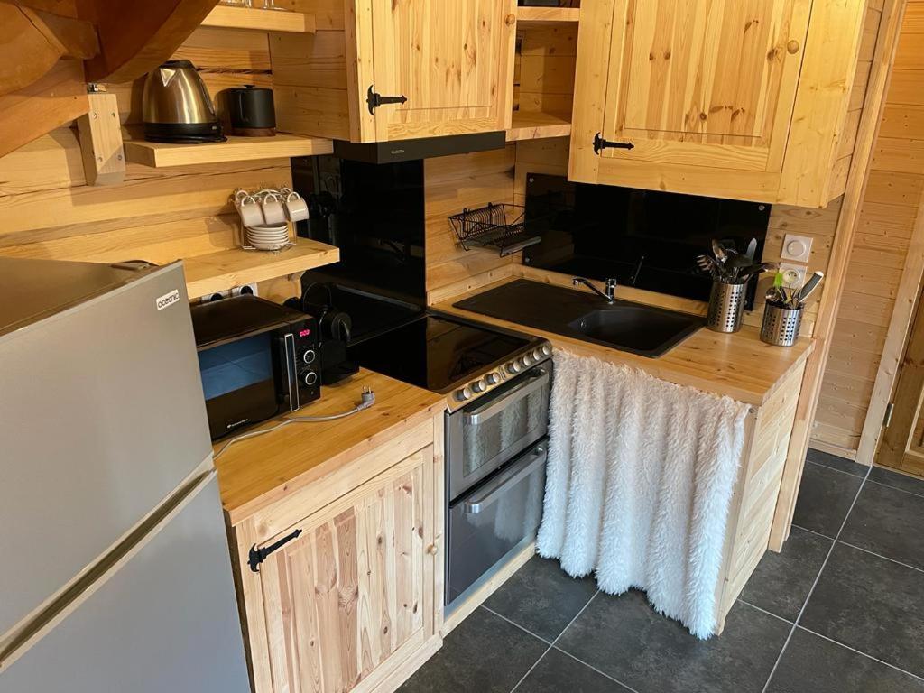 Sunweb - Les Chalets De L'Ecrin Saint-Étienne-en-Dévoluy Eksteriør bilde